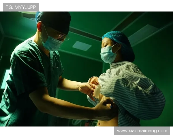 揭秘“丰胸传奇”:从平凡到自信的蜕变之路